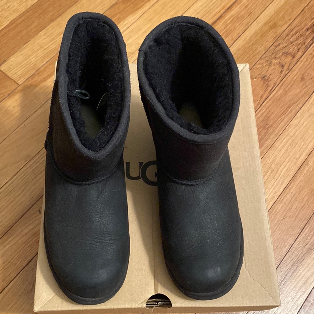 Black Ugg Boots